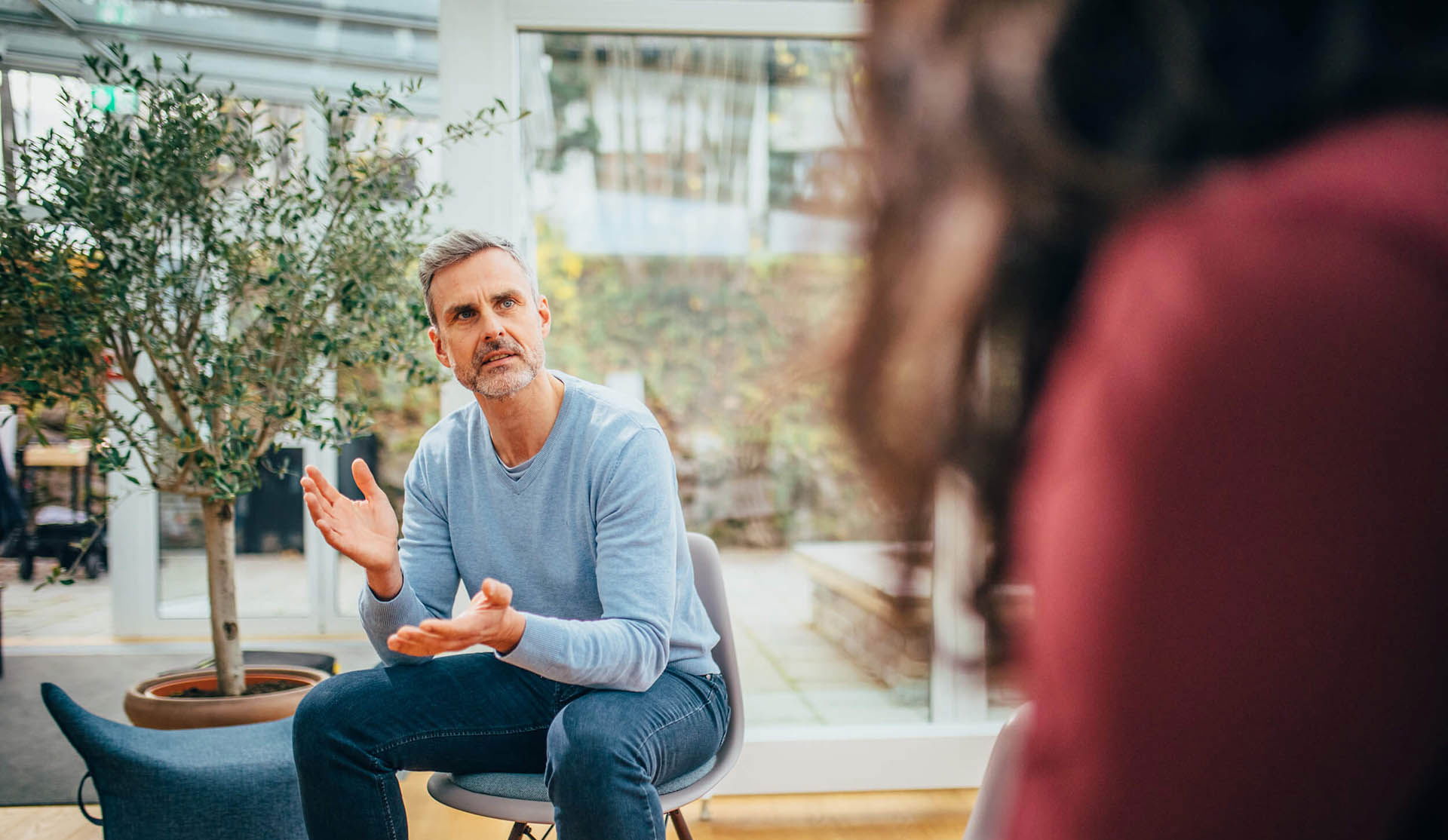 Therapieraum bei KIRINUS mit gemütlichem Ambiente