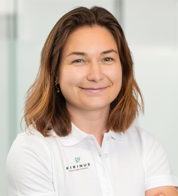 Portrait von Julia Blumenstock.