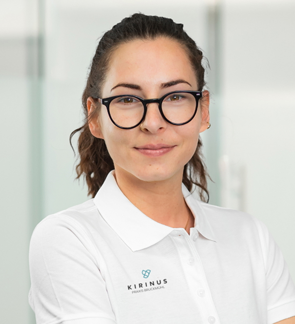 Portrait von Katharina Englhart.