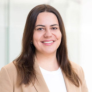 Portrait von Martina Dzepina