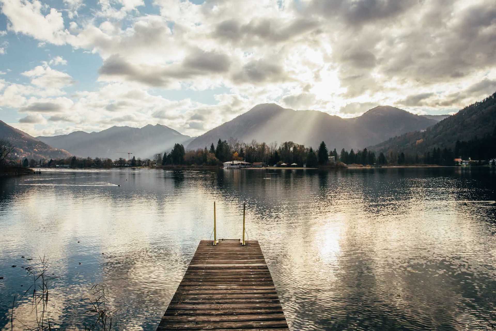 Privatsteg der KIRINUS Alpenpark Klinik am Tegernsee