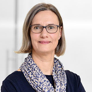 Portrait von Julia Antoni