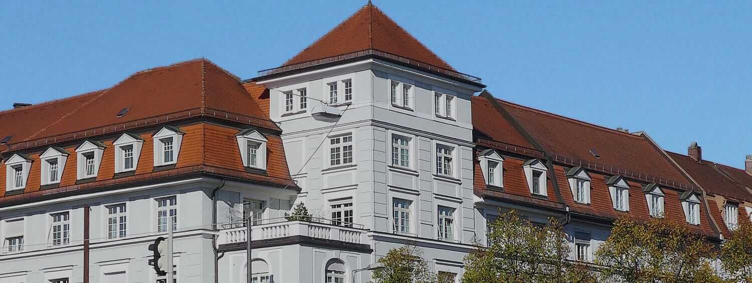 Außenansicht der KIRINUS Praxis Landshuter Allee