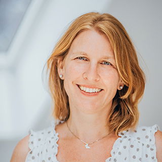 Portrait von Cornelia Taranto-Roth