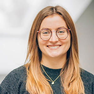 Portrait von Kristina Groß, Leiterin Patientenservice & Therapieplanung